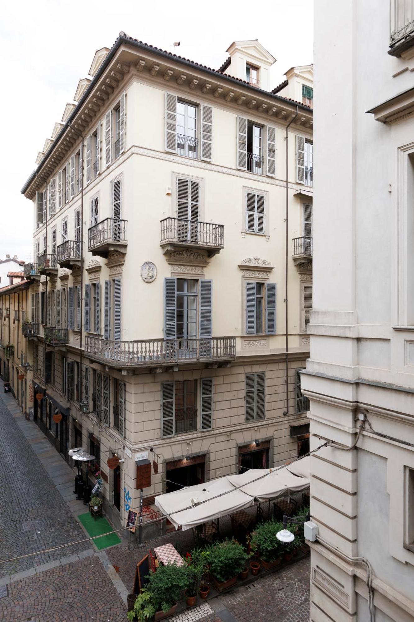 Palazzo Bellezia Luxury & * Turin
